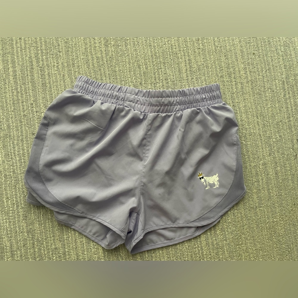 GOAT purple women’s athletic shorts size small